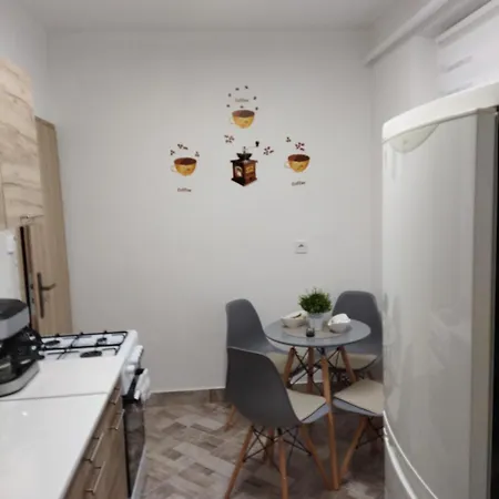 Sarokház Apartman *